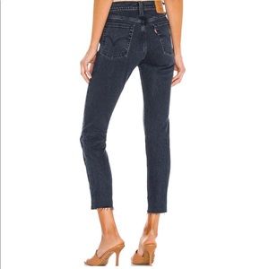 Levi’s Wedgie Fit Tapered Jeans in Blue and Black Wash